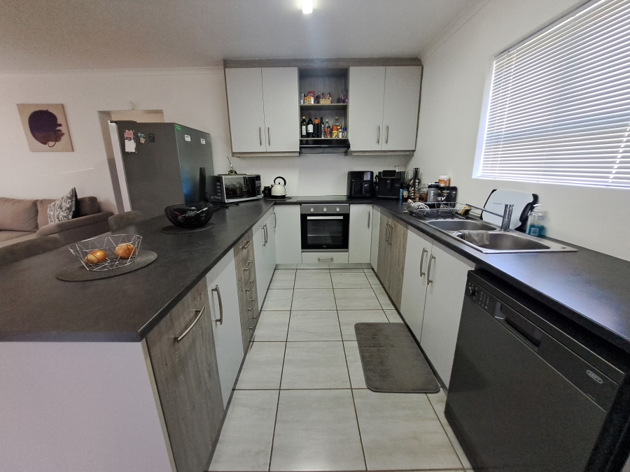 2 Bedroom Property for Sale in Vredenburg Western Cape